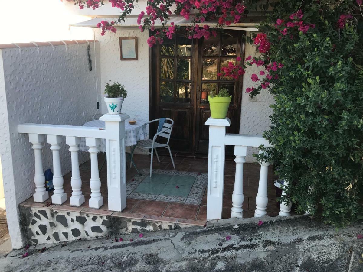 Casitas Pereras * Los Llanos De Aridane